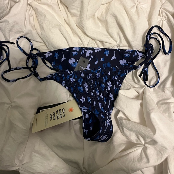 NWT Blackbough Swim Bikini - Picture 4 of 7